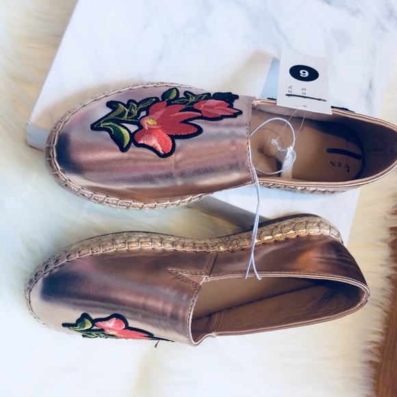 Rose gold metallic espadrilles sneakers floral - Picture 7 of 8